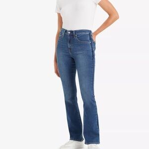 Levi’s 725 High Rise Bootcut Jeans